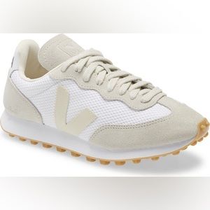 Veja Rio Branco Sneaker women’s size 8